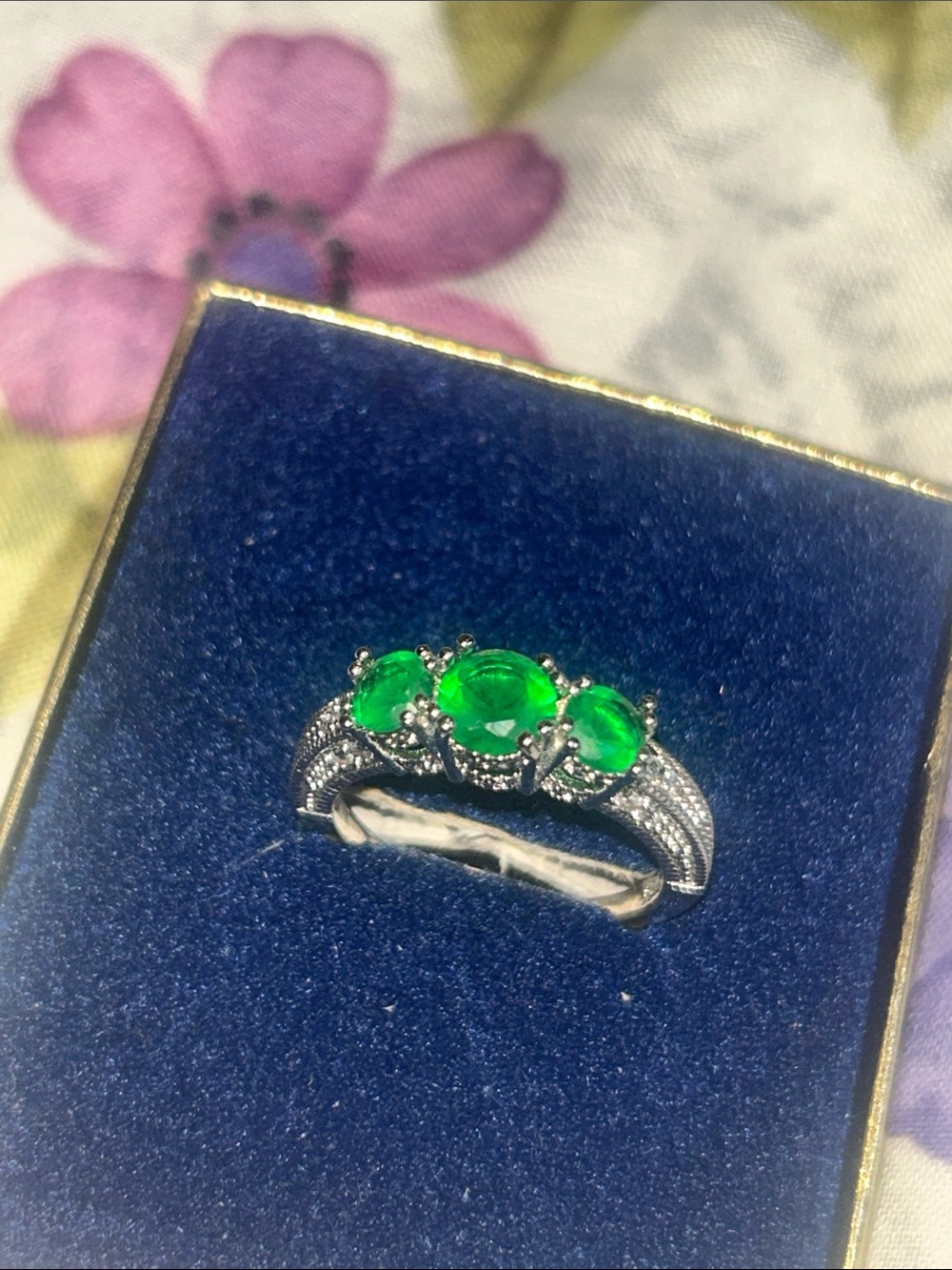 925 Emerald Green Three-Stone Diamanté crystal Halo Silver Ring